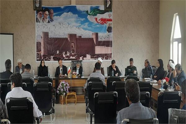 توسعه زیرساختهای ارتباطی و فناوری اطلاعات  بخش راین شهرستان کرمان؛ اتصال ۲۰ روستا و اجرای ۱۲۰ کیلومتر فیبر نوری روستایی